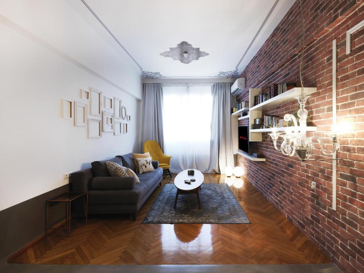 Athenian Apartment In The Center With Jacuzzi Exteriér fotografie